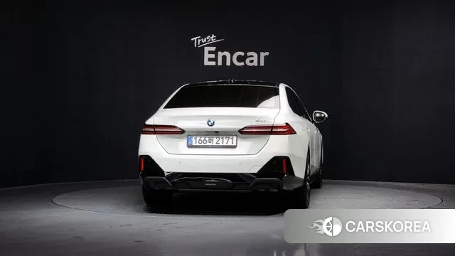 BMW 5 Series (G60) id 3467186 из Кореи 14