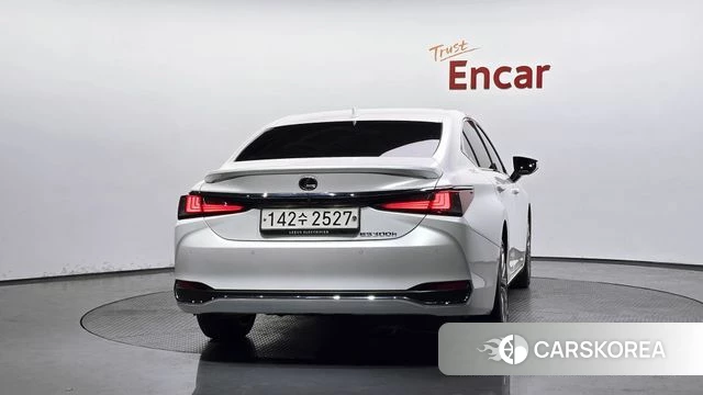 Lexus ES300h 7th generation id 4475024 из Кореи 25