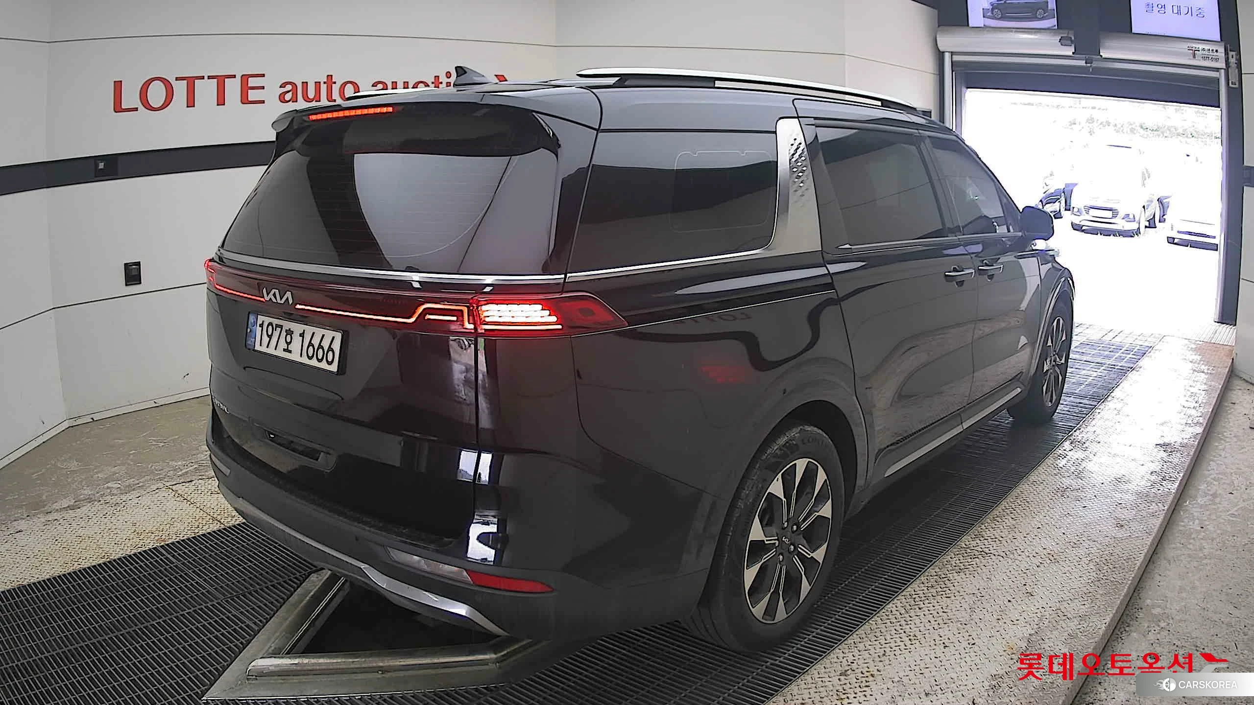 Kia Carnival Limousine id 4498447 из Кореи 32