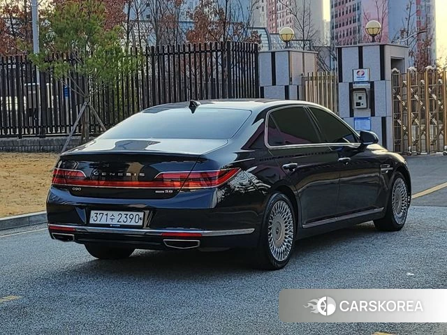 Genesis G90 id 3828373 из Кореи 14