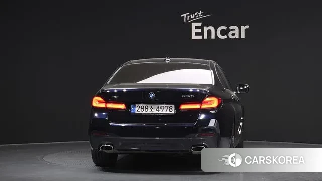 BMW 5 Series (G30) id 3405856 из Кореи 14