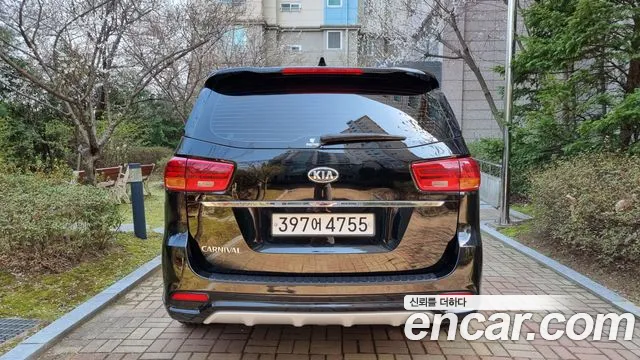 Kia The New Carnival id 2599526 из Кореи 14