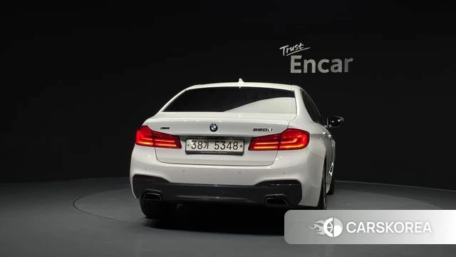 BMW 5 Series (G30) id 4318331 из Кореи 14