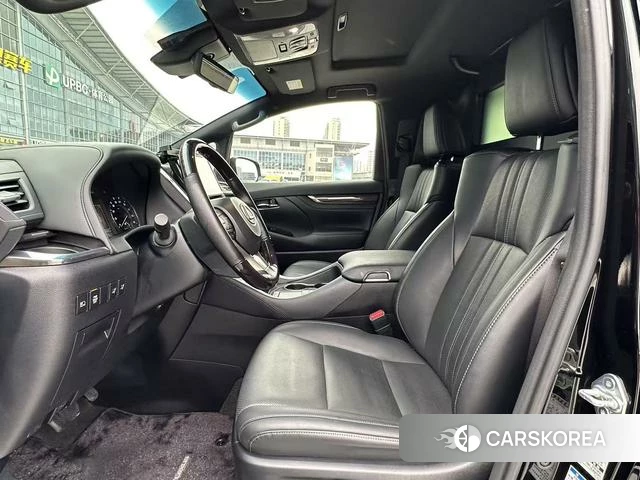 Lexus LM id 4276288 из Китая 8
