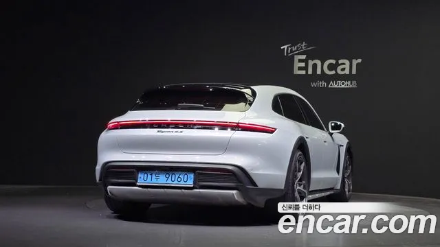 Porsche Taycan id 2816503 из Кореи 14