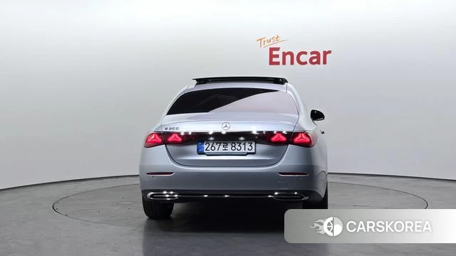 Mercedes-Benz E-Class W214 id 3896508 из Кореи 14