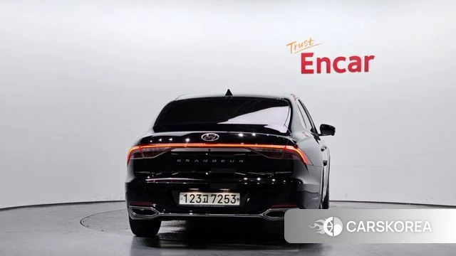 Hyundai The New Grandeur IG Hybrid id 4562729 из Кореи 26