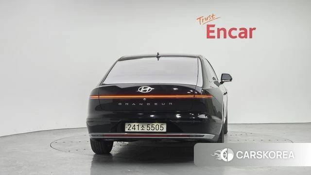 Hyundai Grandeur (GN7) id 4201219 из Кореи 14