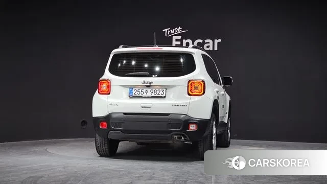 Jeep Renegade id 3611605 из Кореи 14