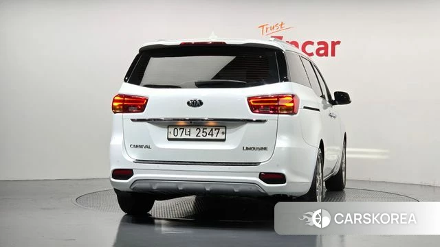 Kia The New Carnival id 4795060 из Кореи 14