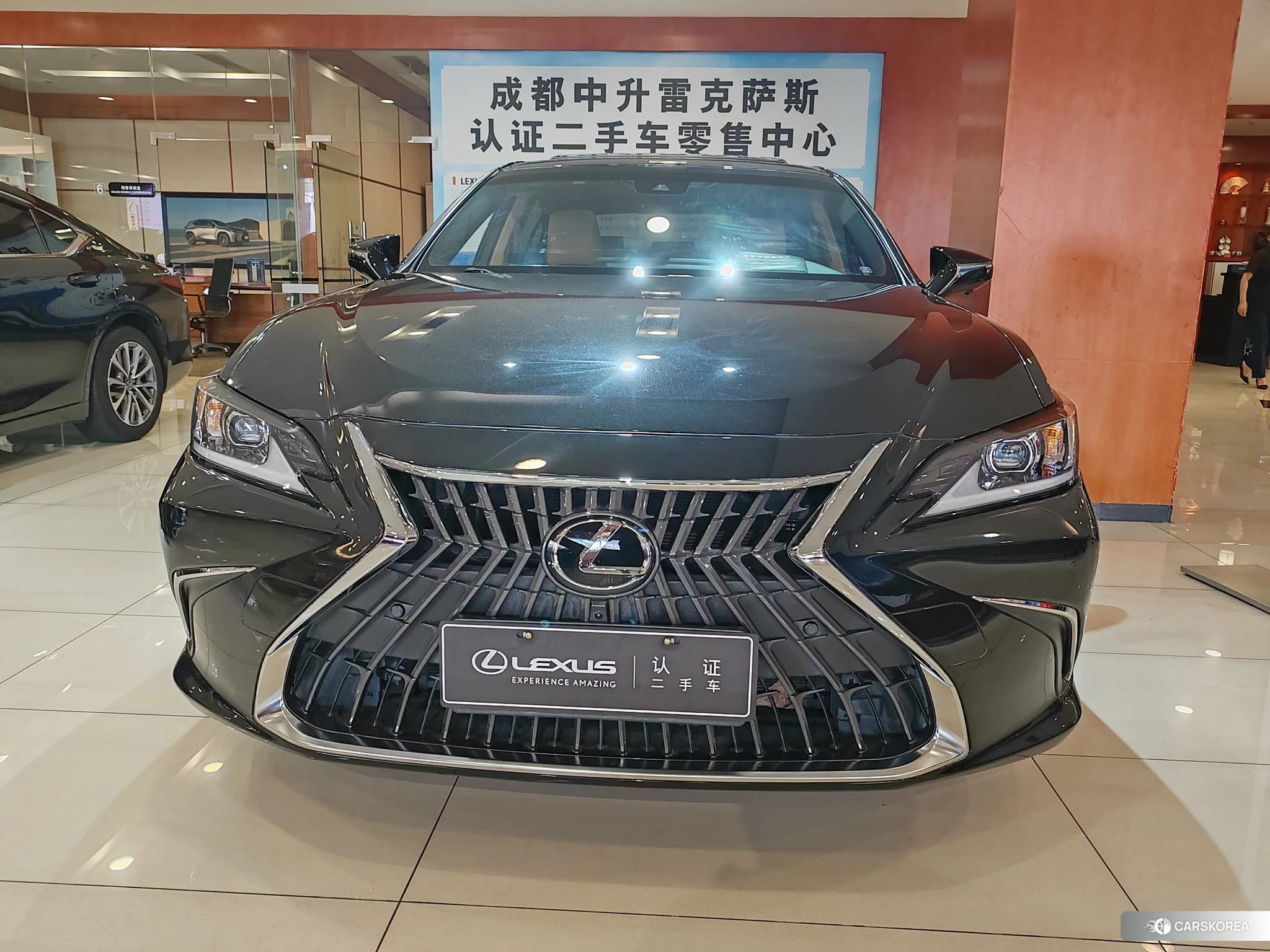 Lexus ES 2023 Черный из Китая, фото 6