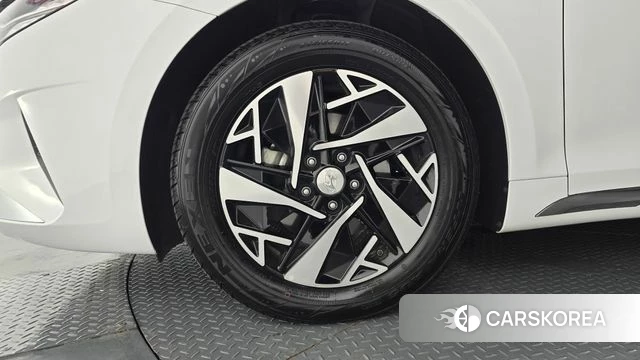 Hyundai The New Grandeur IG Hybrid id 4488956 из Кореи 31