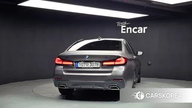 BMW 5 Series (G30) id 3159307 из Кореи 14