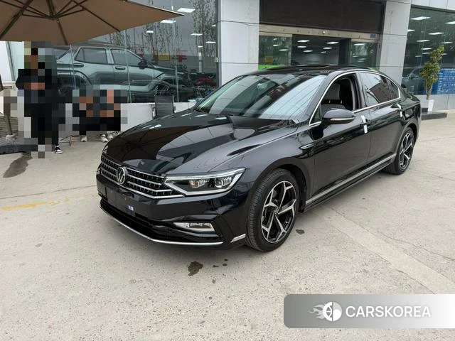 Volkswagen Magotan 2023 Черный из Китая, фото 4