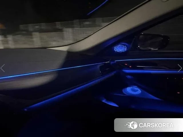 BMW 5 Series (G30) 2018 Белый из Кореи, фото 4