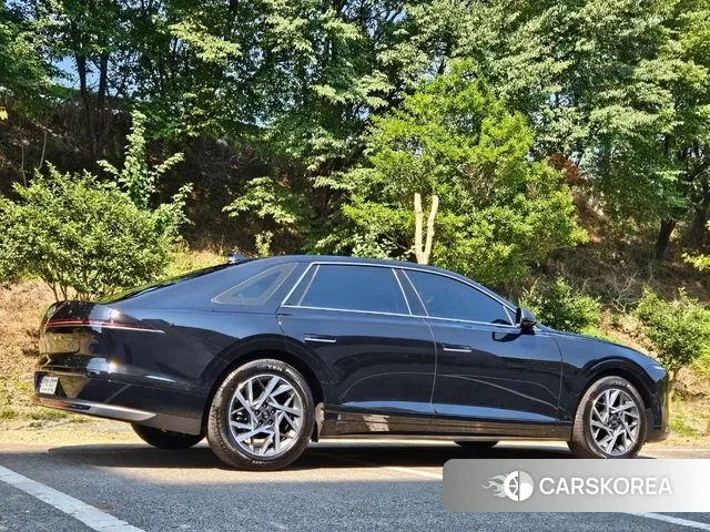 Hyundai Grandeur (GN7) id 3058254 из Кореи 12