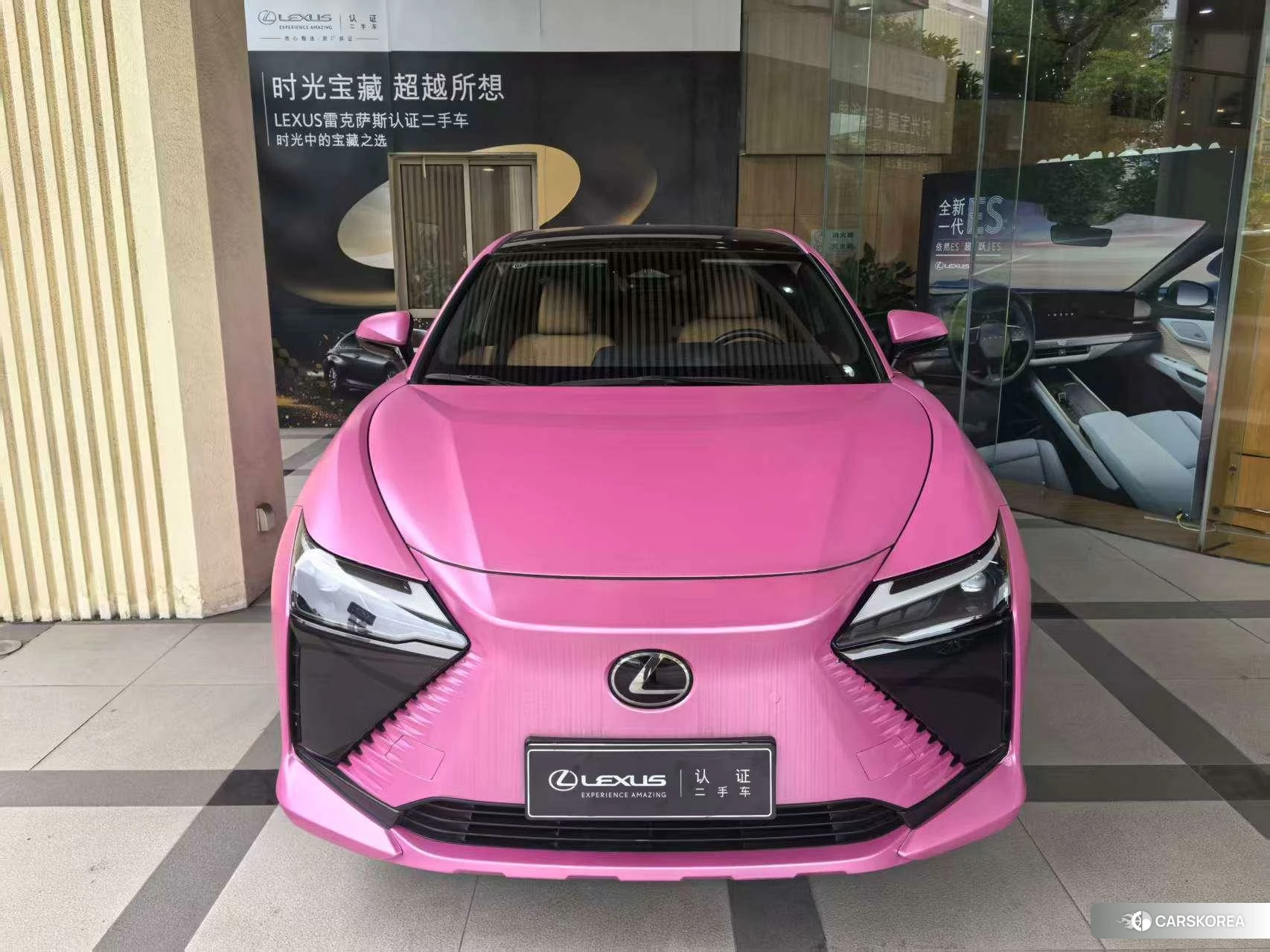 Lexus RZ 2023 Красный из Китая, фото 4