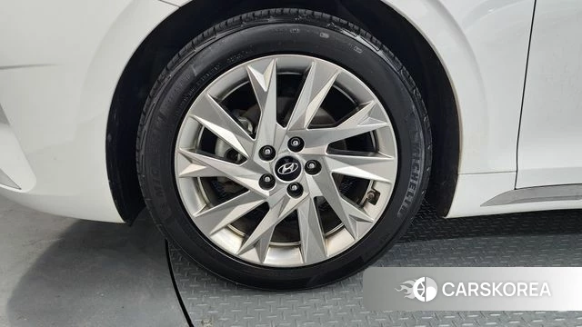 Hyundai The New Grandeur IG Hybrid id 4636906 из Кореи 30