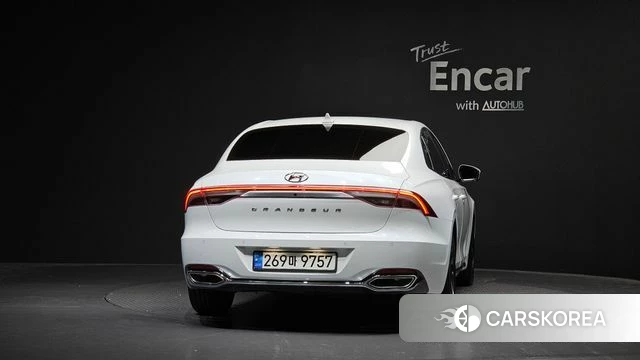 Hyundai The New Grandeur IG Hybrid id 4741036 из Кореи 26