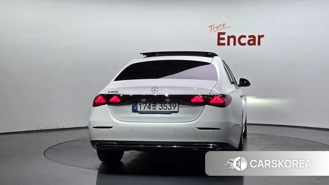 Mercedes-Benz E-Class W214 id 4468766 из Кореи 24