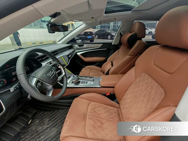 Audi A7L id 4290304 из Китая 9