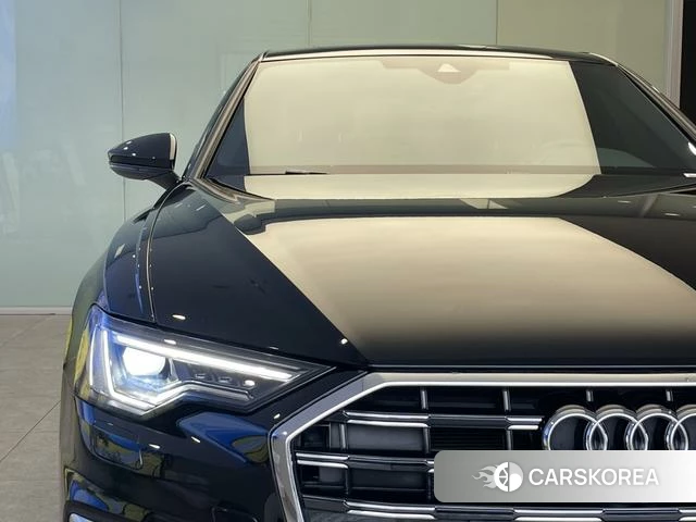 Audi A6L id 4256696 из Китая 10