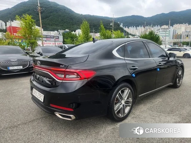 Hyundai Grandeur IG id 3021034 из Кореи 14