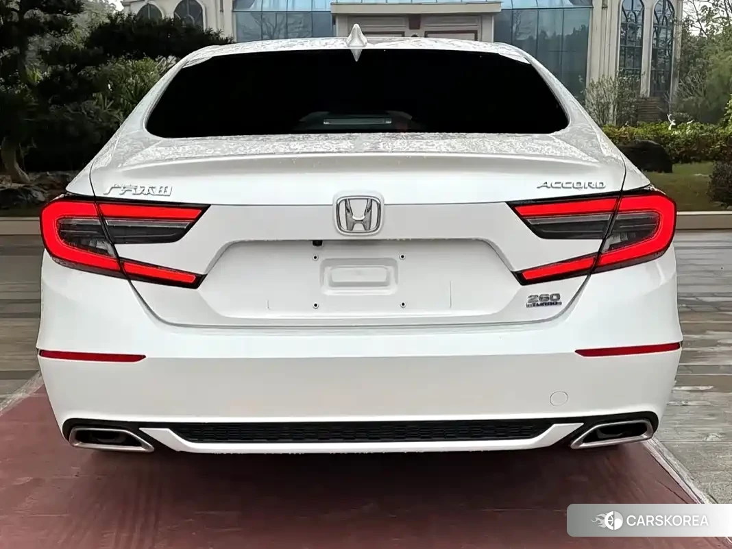 Honda Accord 2022 Белый из Китая, фото 4