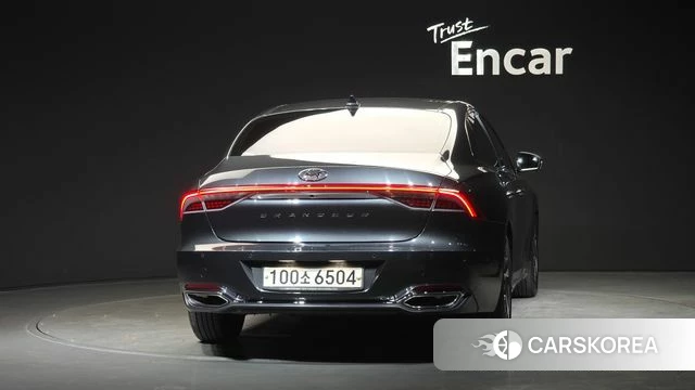 Hyundai The New Grandeur IG Hybrid id 4610034 из Кореи 27