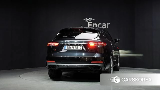 Maserati Levante id 4551636 из Кореи 30