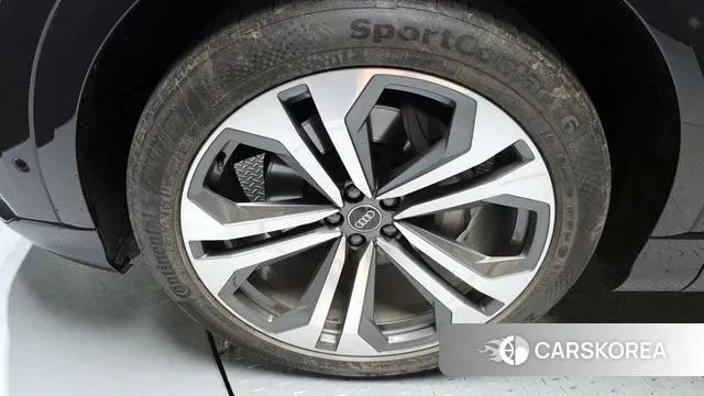 Audi Q8 (4M) id 3431688 из Кореи 14