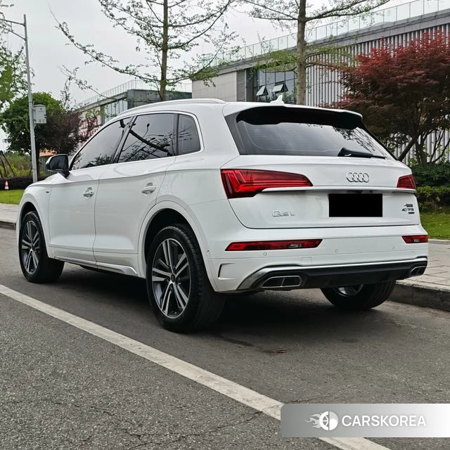 Audi Q5L 2023 Белый из Китая, фото 4