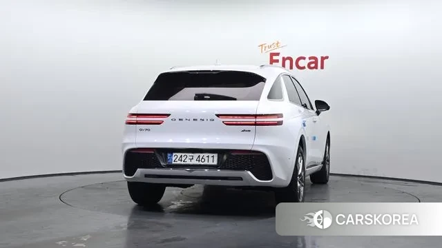 Genesis GV70 id 3488631 из Кореи 14