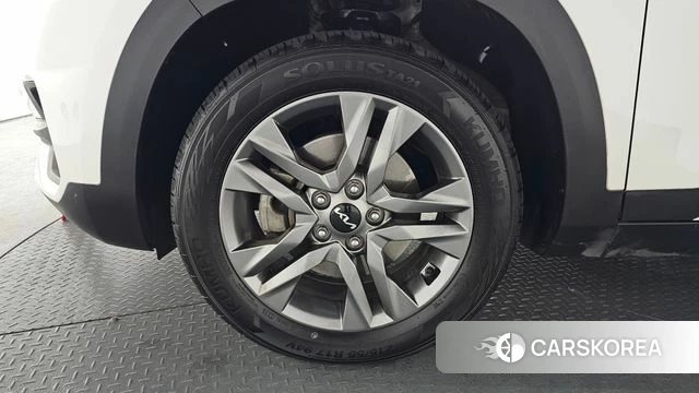 Kia Seltos id 3806408 из Кореи 14