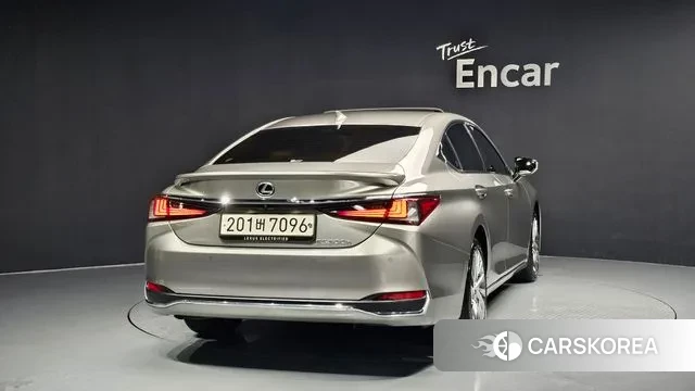 Lexus ES300h 7th generation id 3093135 из Кореи 14