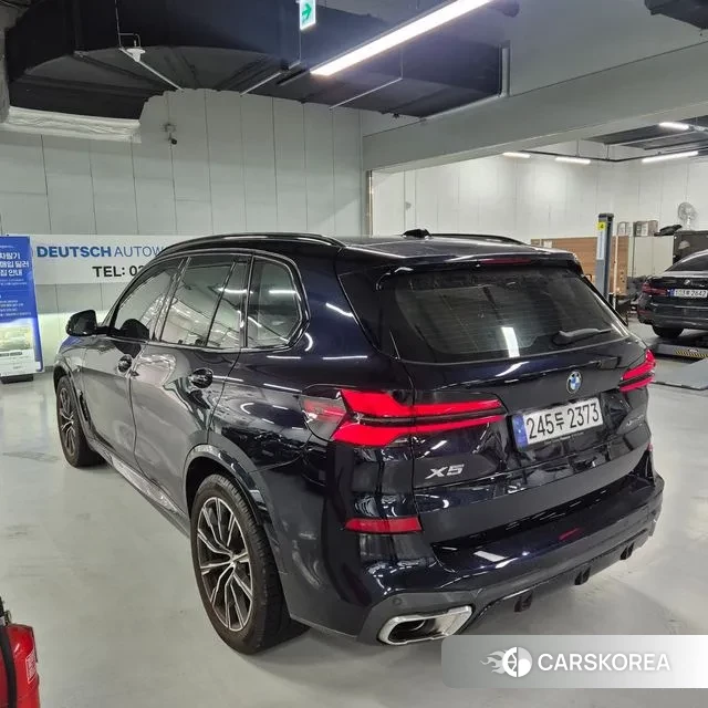 BMW X5 (G05) 2024 Черный из Кореи, фото 4