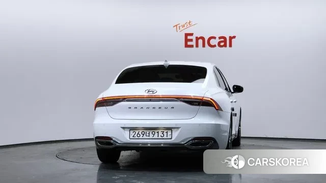 Hyundai The New Grandeur IG id 3702778 из Кореи 14