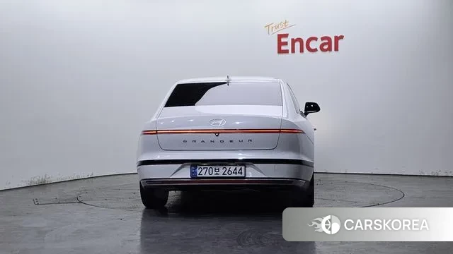 Hyundai Grandeur (GN7) id 3746055 из Кореи 14