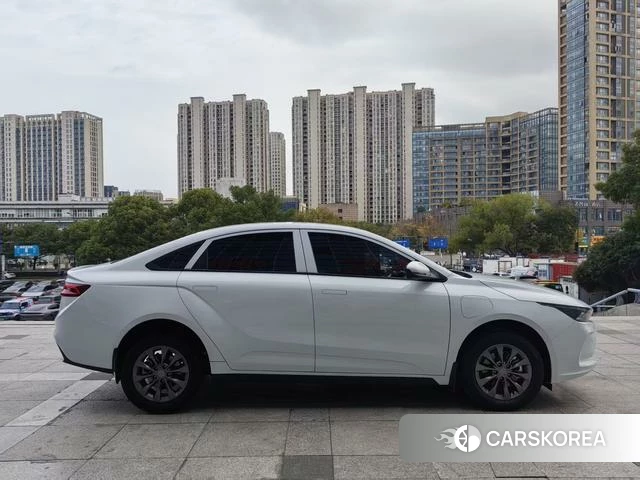 Geely Geometry A id 4212685 из Китая 11