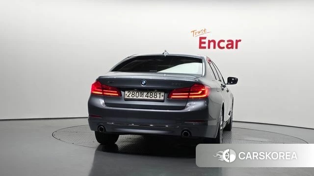 BMW 5 Series (G30) id 4620138 из Кореи 14