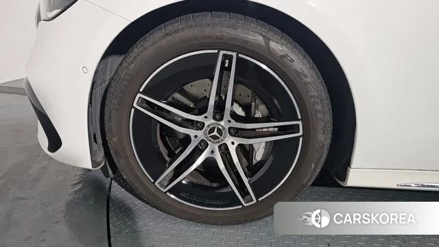 Mercedes-Benz E-Class W214 id 3585661 из Кореи 14