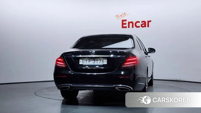 Mercedes-Benz E-Class W213 id 4605518 из Кореи 14