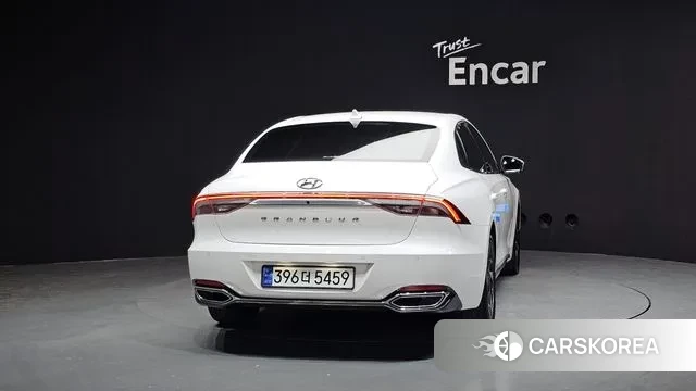 Hyundai The New Grandeur IG Hybrid id 3395048 из Кореи 14