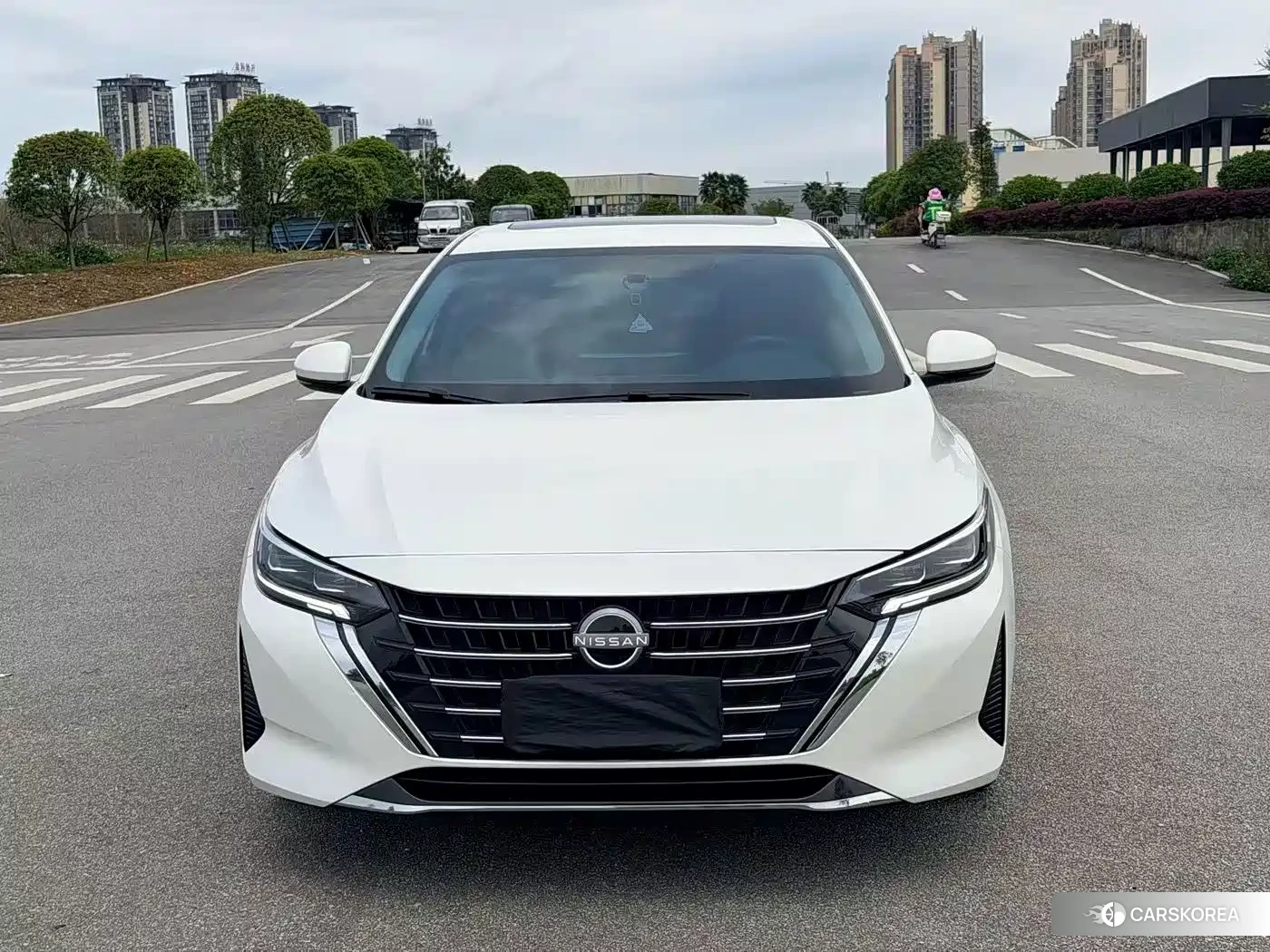 Nissan Sylphy 2025 Белый из Китая, фото 4