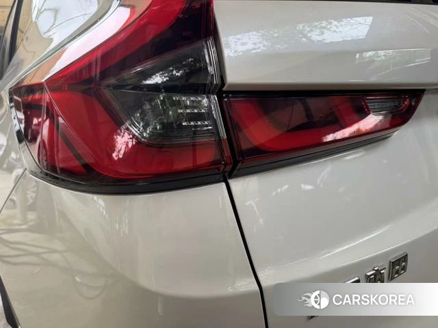 Honda CR-V 2023 Белый из Китая, фото 6
