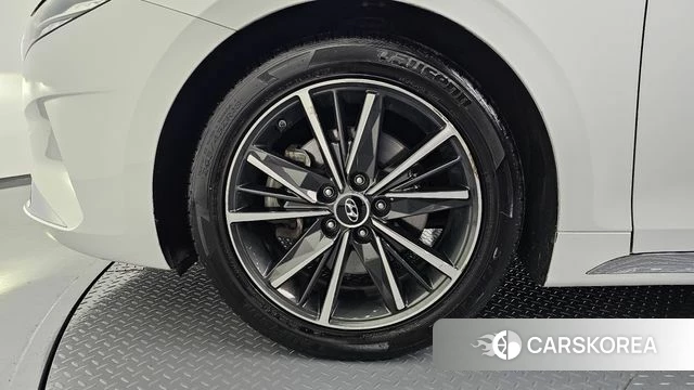 Hyundai The New Grandeur IG id 4688707 из Кореи 27