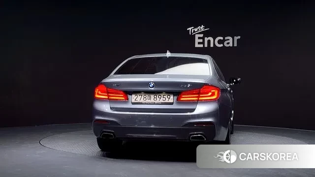 BMW 5 Series (G30) id 3636774 из Кореи 14