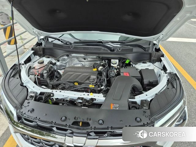 Chevrolet (GM Daewoo) Trax Crossover 2025 Белый из Кореи, фото 4