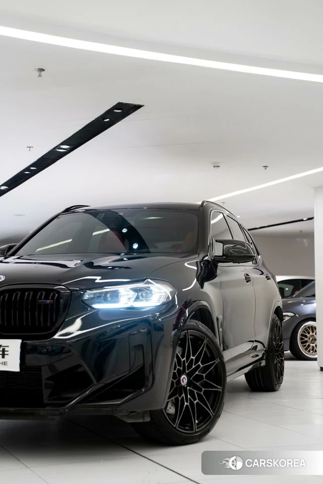 BMW X3 M id 4274636 из Китая 8