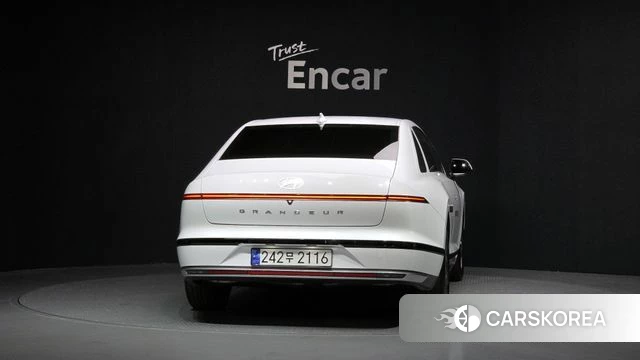 Hyundai Grandeur (GN7) id 3903219 из Кореи 14